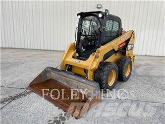 CAT 236D Kompaktlastare
