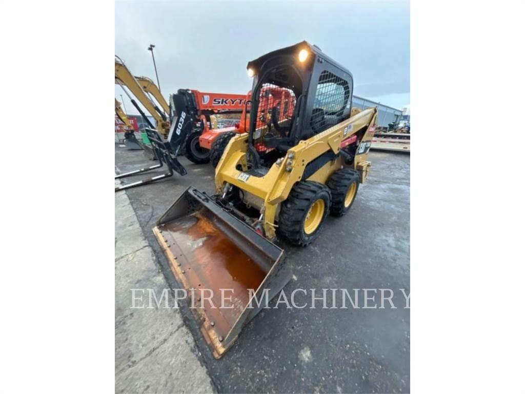 CAT 236D Kompaktlastare