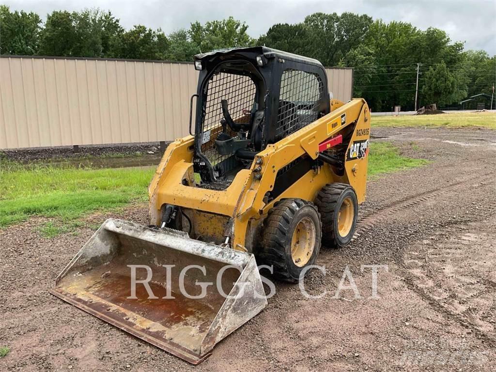 CAT 236D Kompaktlastare