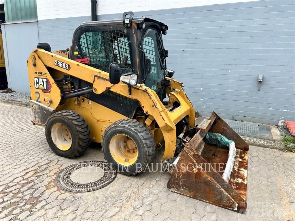 CAT 236D Kompaktlastare
