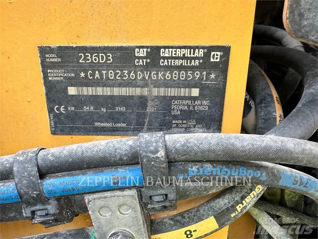 CAT 236D Kompaktlastare