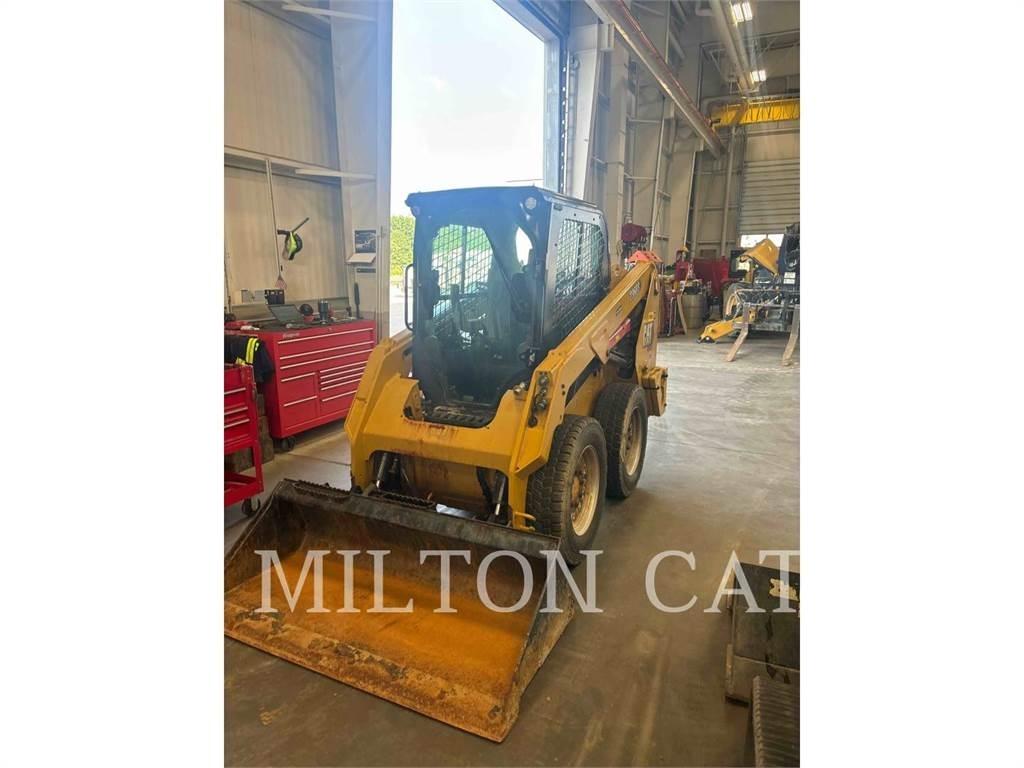 CAT 236D 3 Kompaktlastare