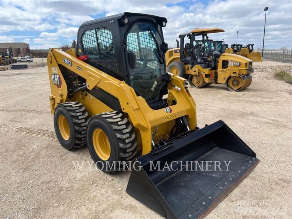 CAT 236D3 Kompaktlastare