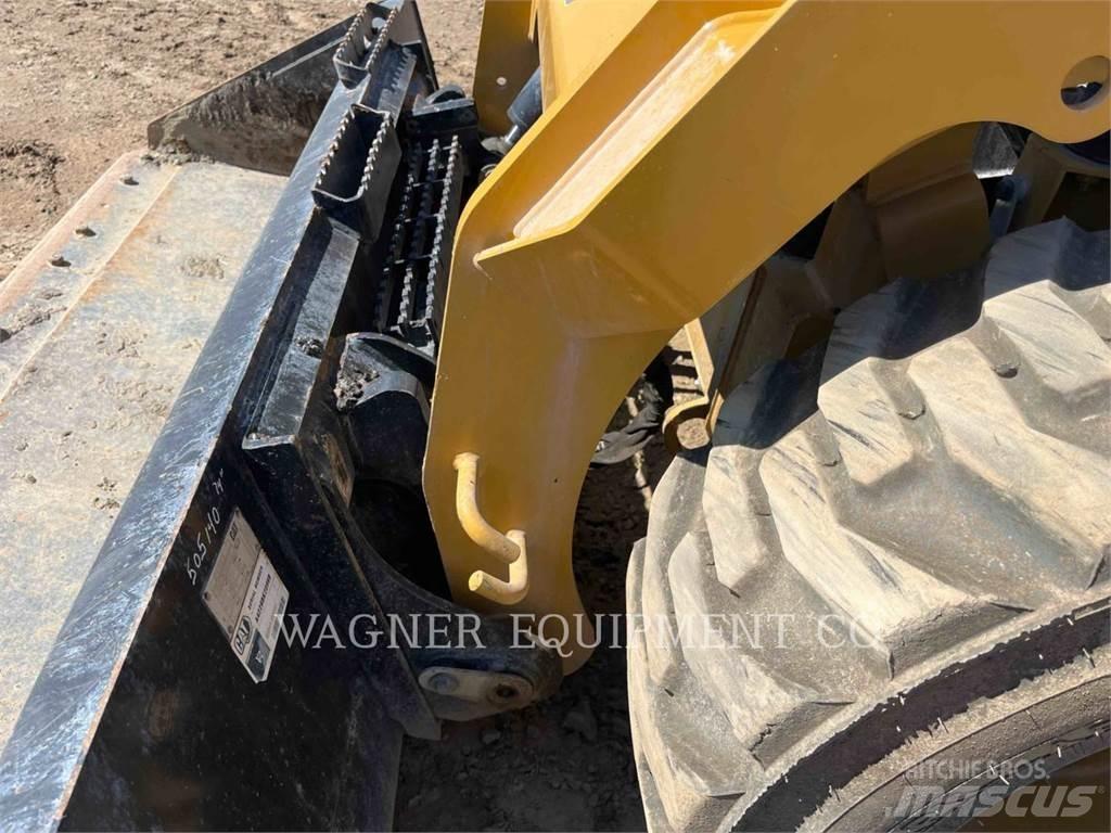 CAT 236D3 Kompaktlastare