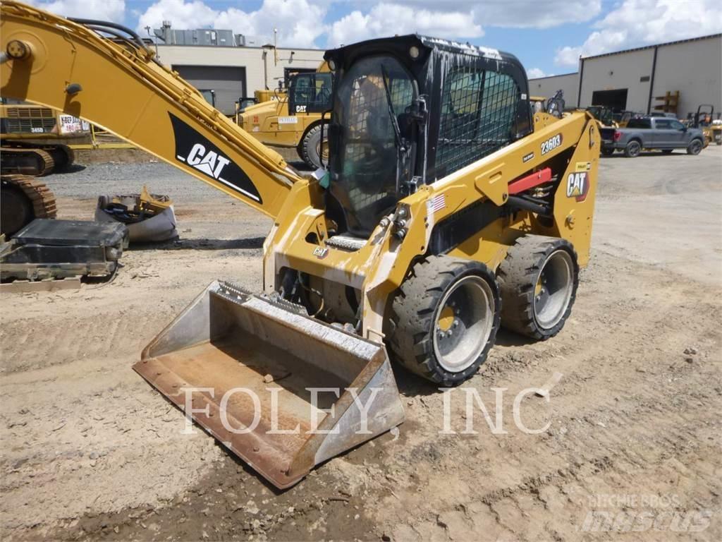 CAT 236D3 Kompaktlastare