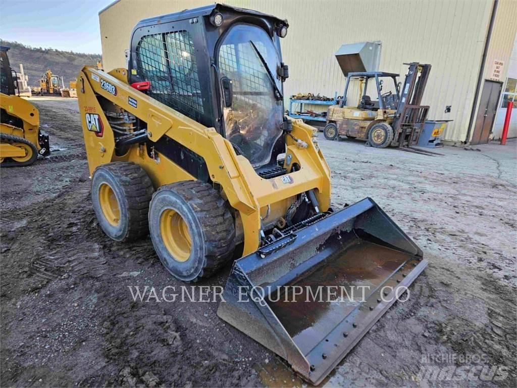 CAT 236D3 Kompaktlastare