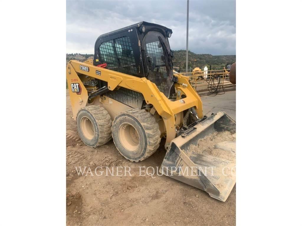 CAT 236D3 Kompaktlastare
