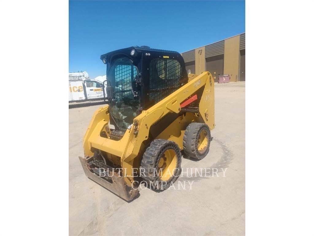 CAT 236D3 Kompaktlastare