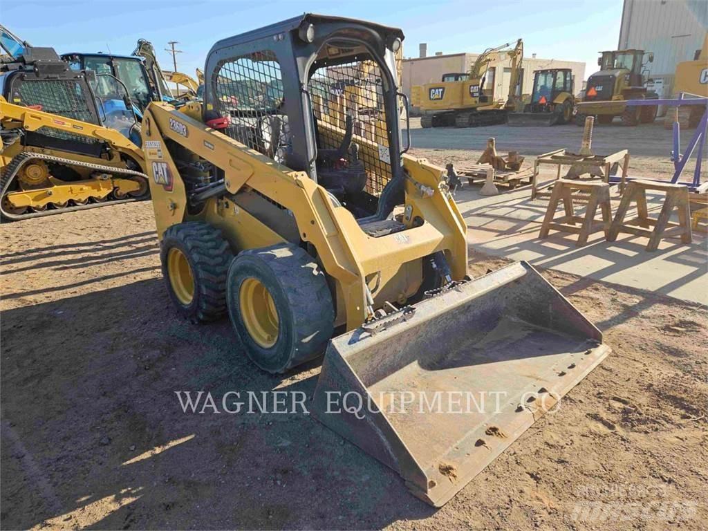 CAT 236D3 Kompaktlastare