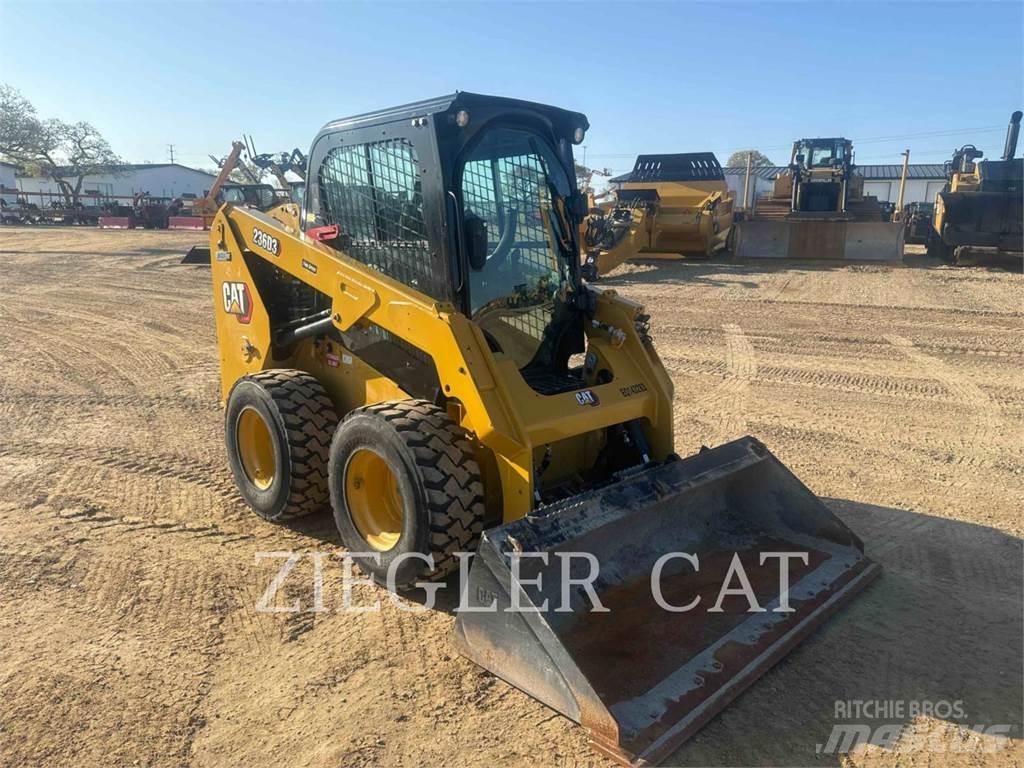 CAT 236D3 Kompaktlastare