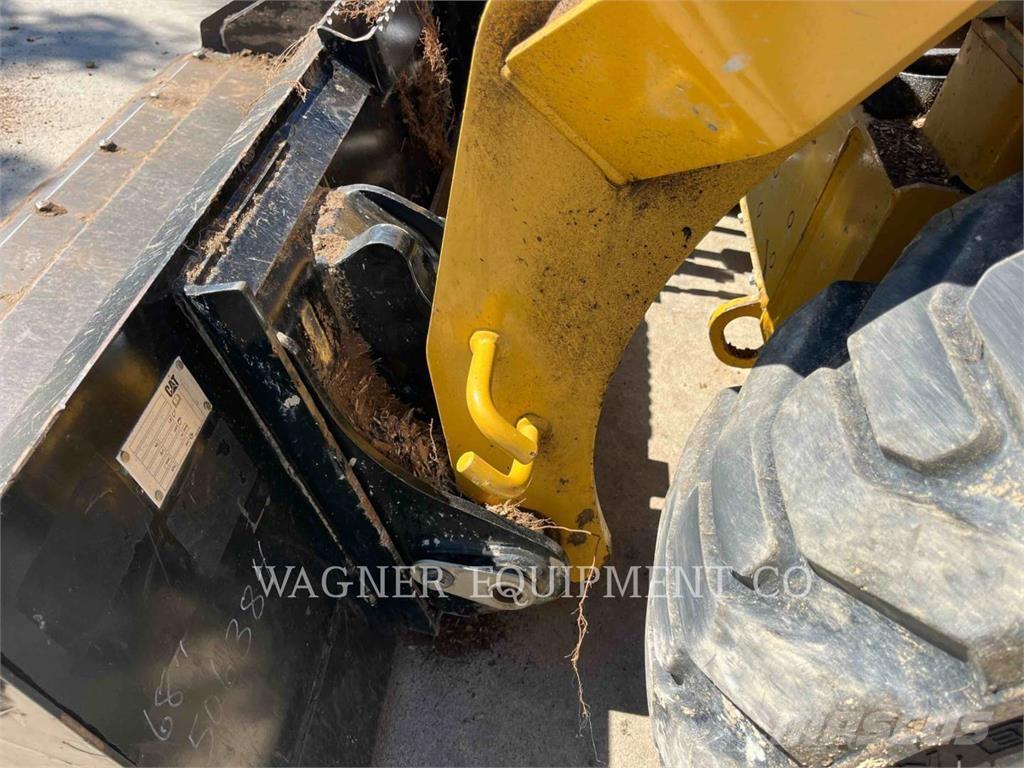 CAT 236D3 Kompaktlastare