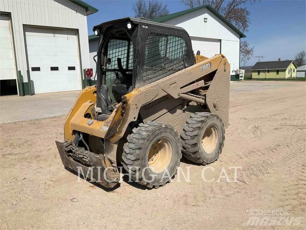 CAT 236D3 A2Q Kompaktlastare