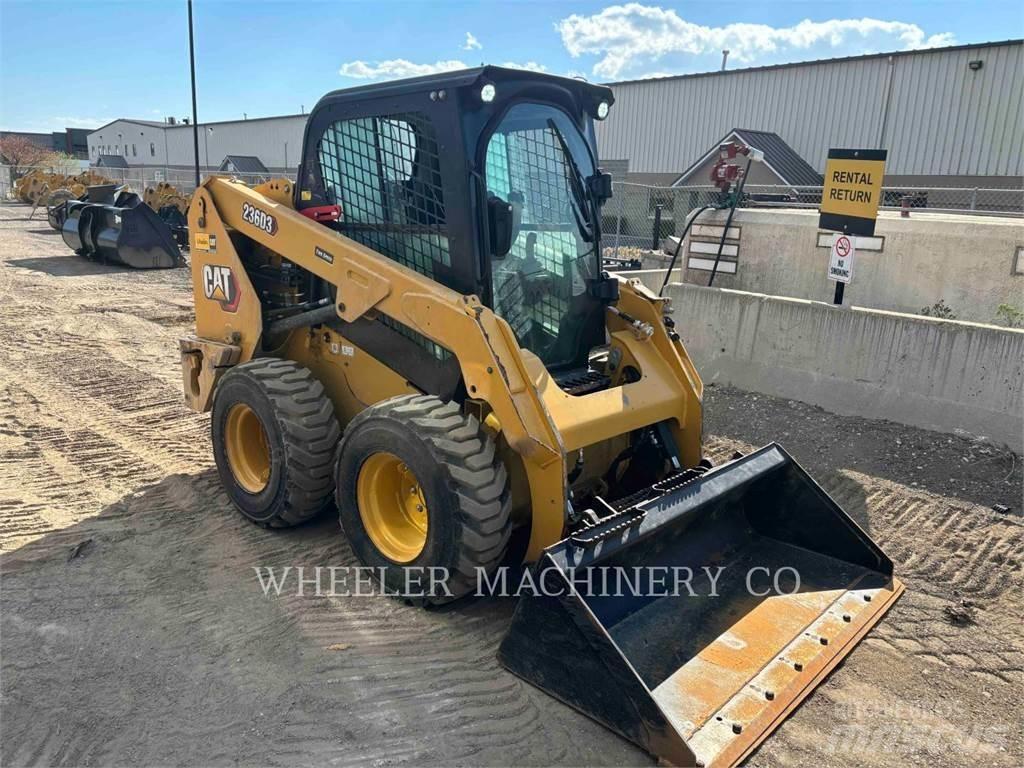 CAT 236D3 C3H2 Kompaktlastare