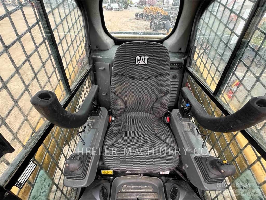 CAT 236D3 C3H2 Kompaktlastare