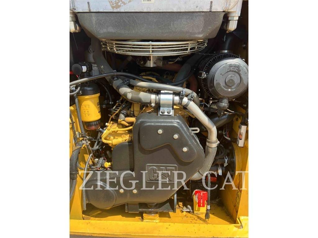 CAT 239D3 Bandlastare