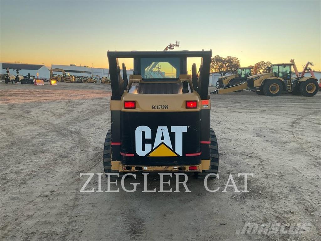 CAT 242B Kompaktlastare