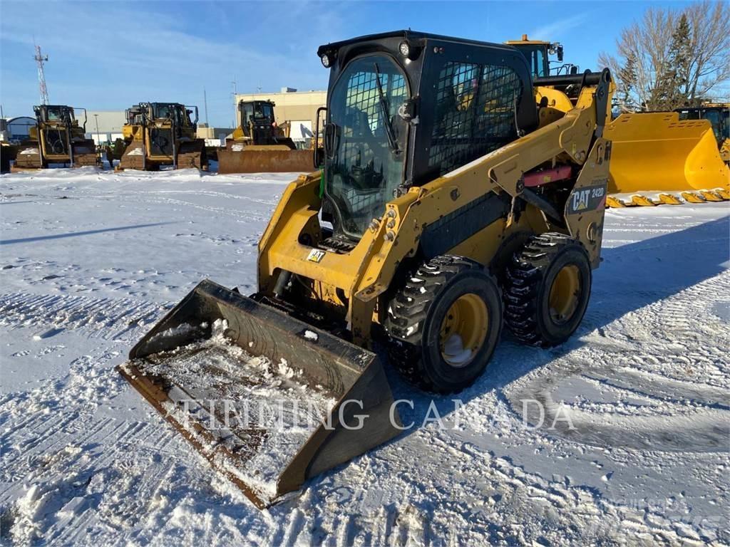 CAT 242D Kompaktlastare