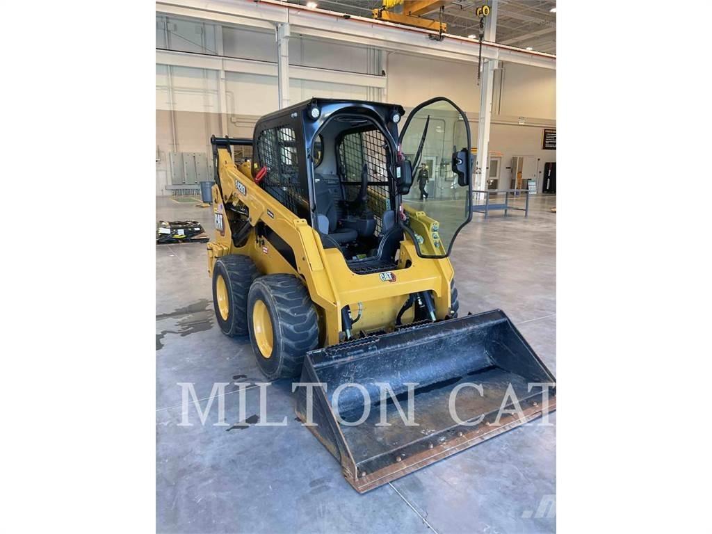 CAT 242D 3 Kompaktlastare