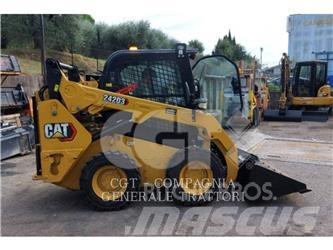 CAT 242D3 Kompaktlastare