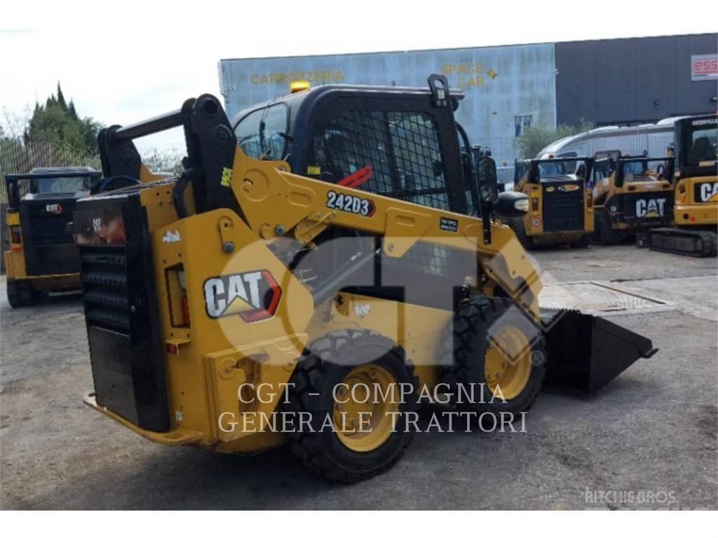 CAT 242D3 Kompaktlastare