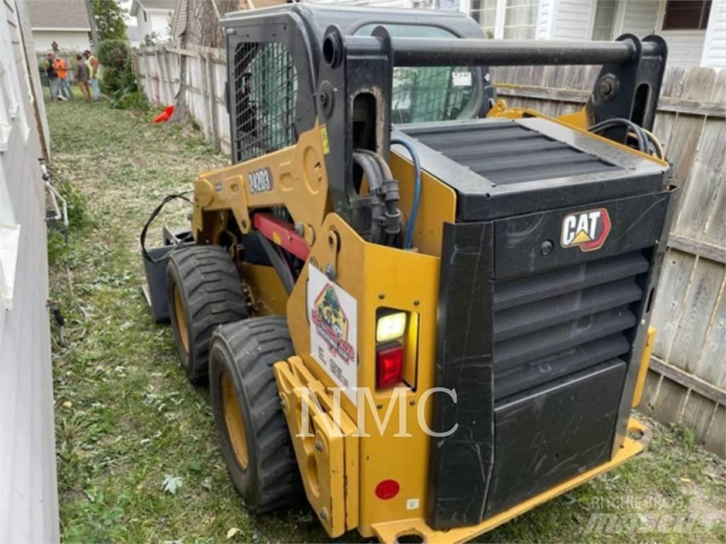 CAT 242D3 Kompaktlastare