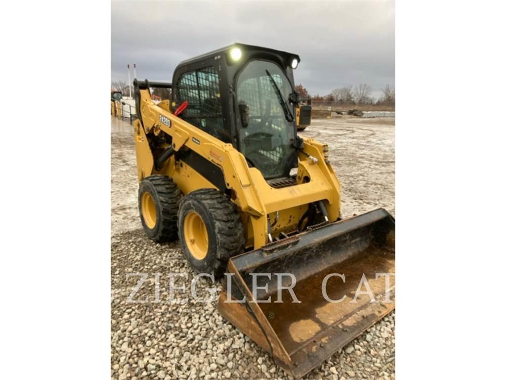CAT 242D3 Kompaktlastare