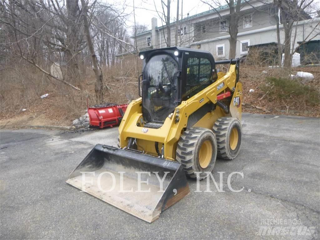 CAT 242D3 Kompaktlastare