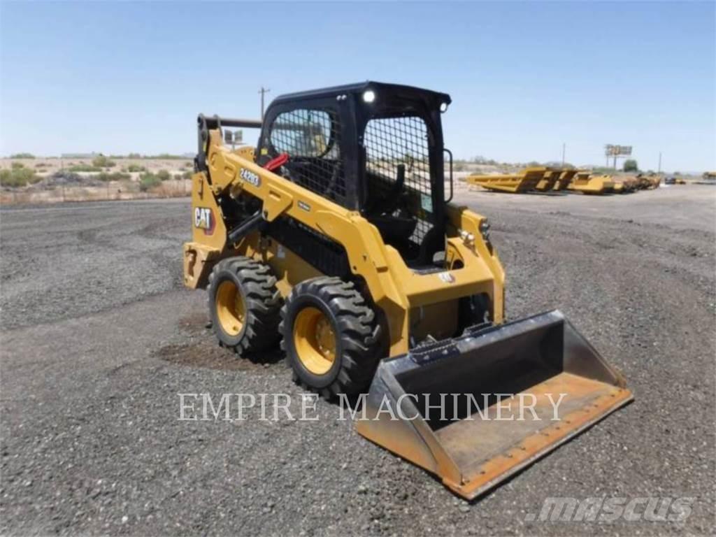 CAT 242D3 Kompaktlastare