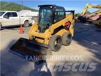 CAT 242D3 AC Kompaktlastare