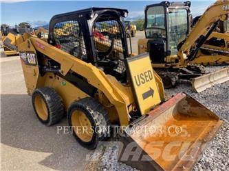 CAT 246D Kompaktlastare