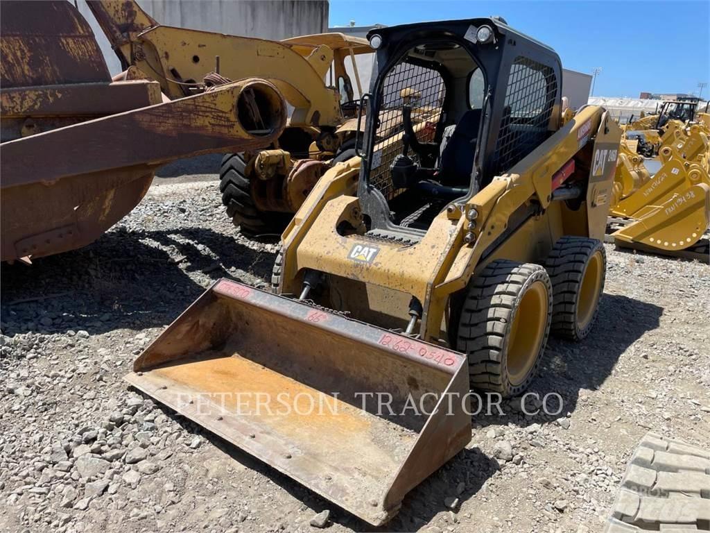 CAT 246D Kompaktlastare