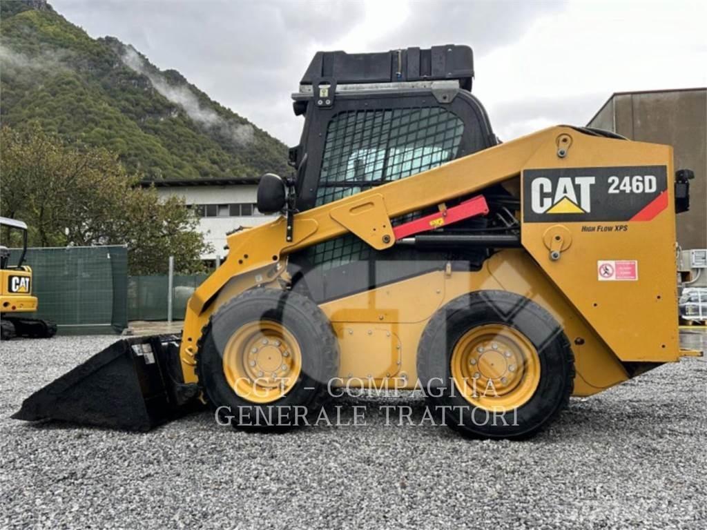 CAT 246D Kompaktlastare