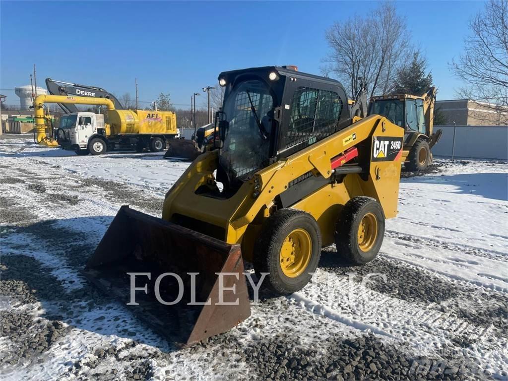 CAT 246D Kompaktlastare