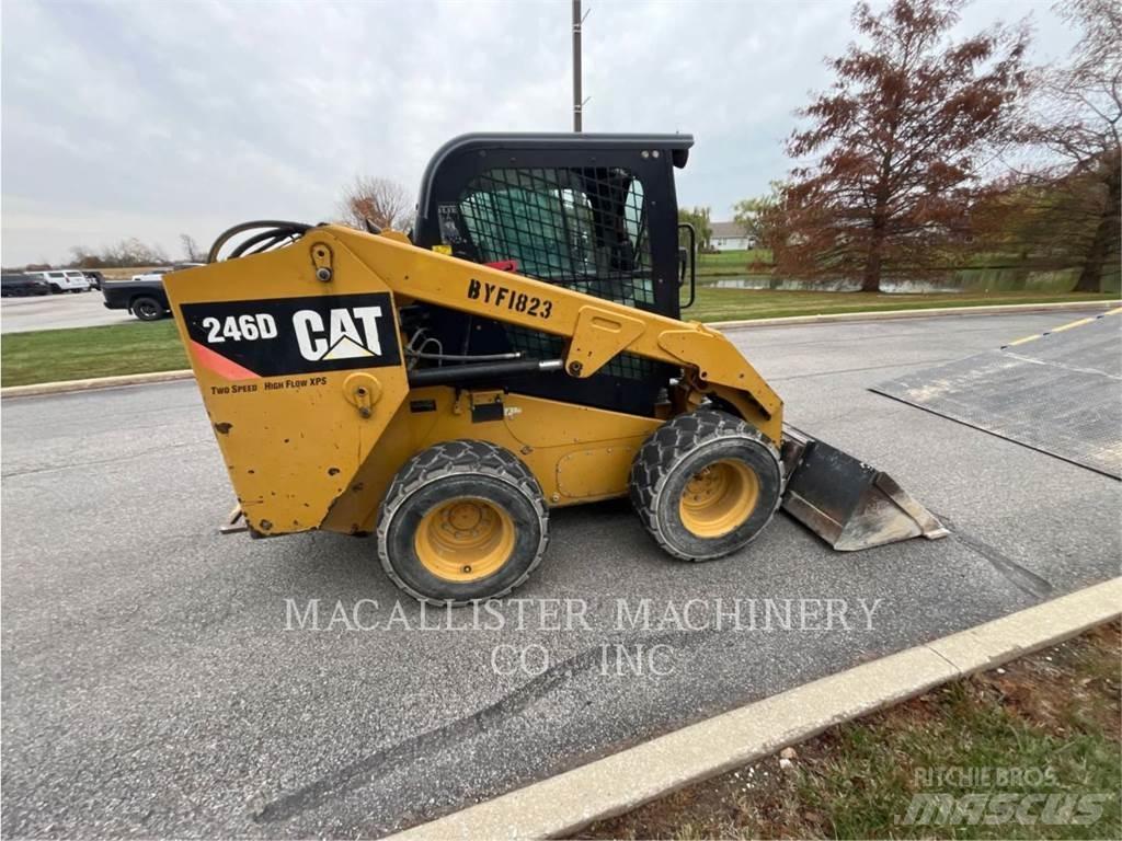 CAT 246D Kompaktlastare