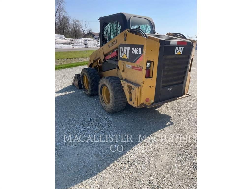 CAT 246D Kompaktlastare