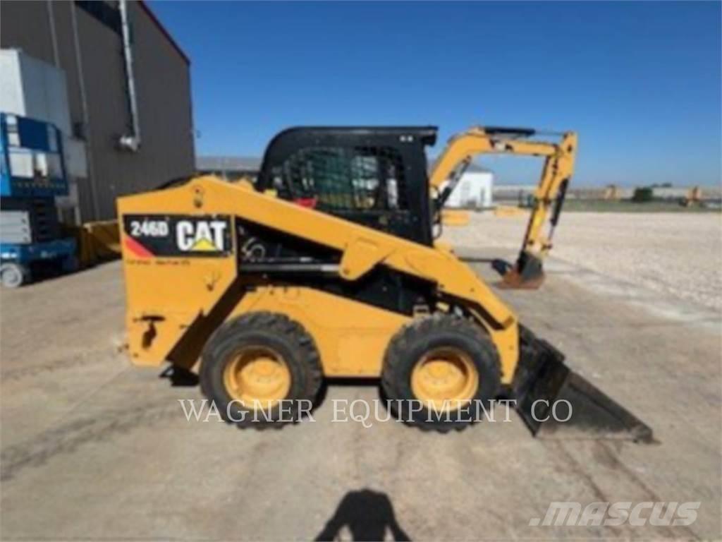 CAT 246D Kompaktlastare