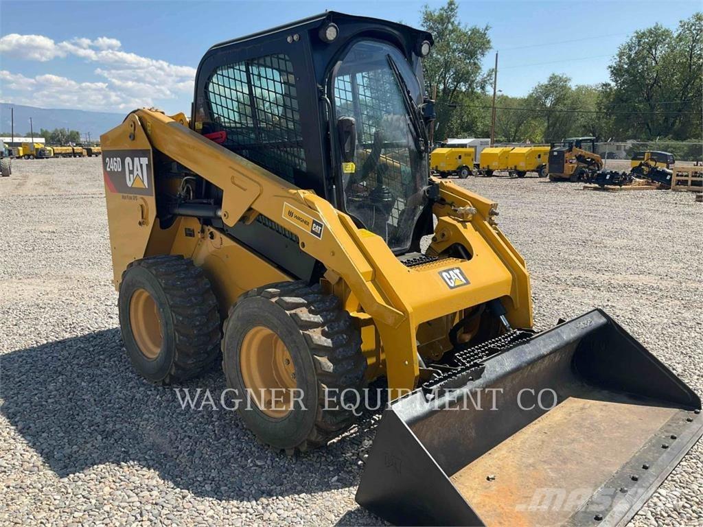 CAT 246D Kompaktlastare