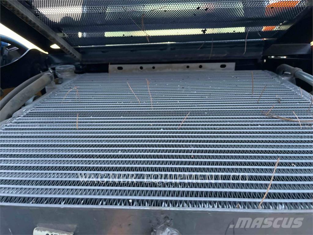 CAT 246D Kompaktlastare