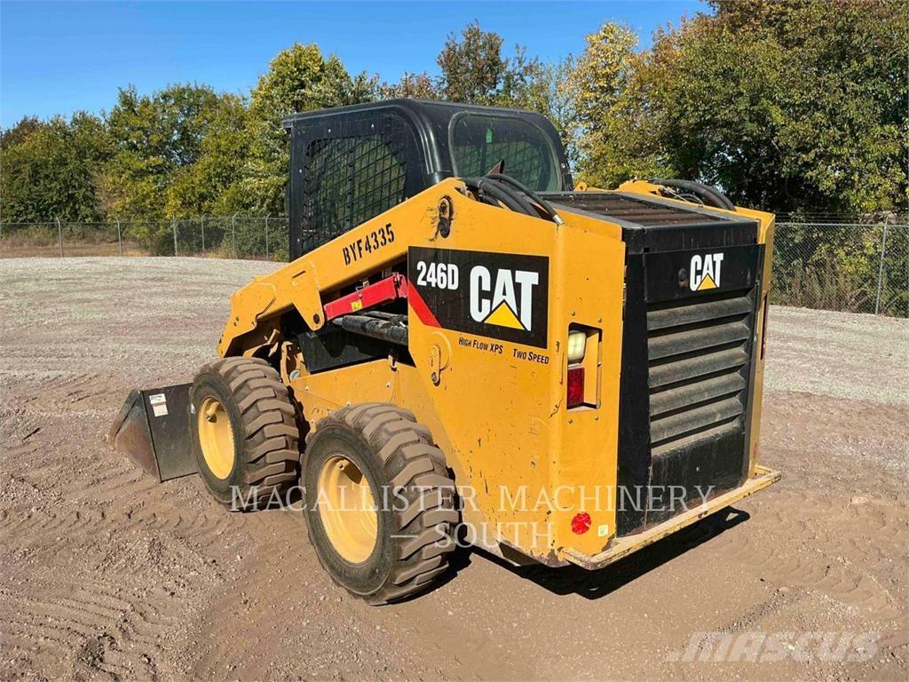 CAT 246D Kompaktlastare