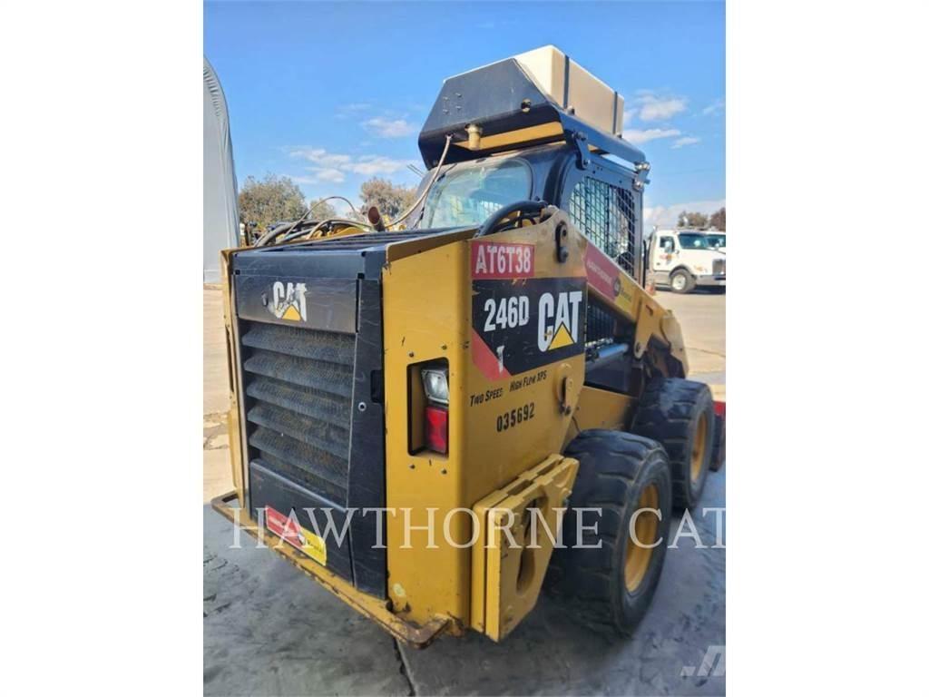 CAT 246D CBHF Kompaktlastare
