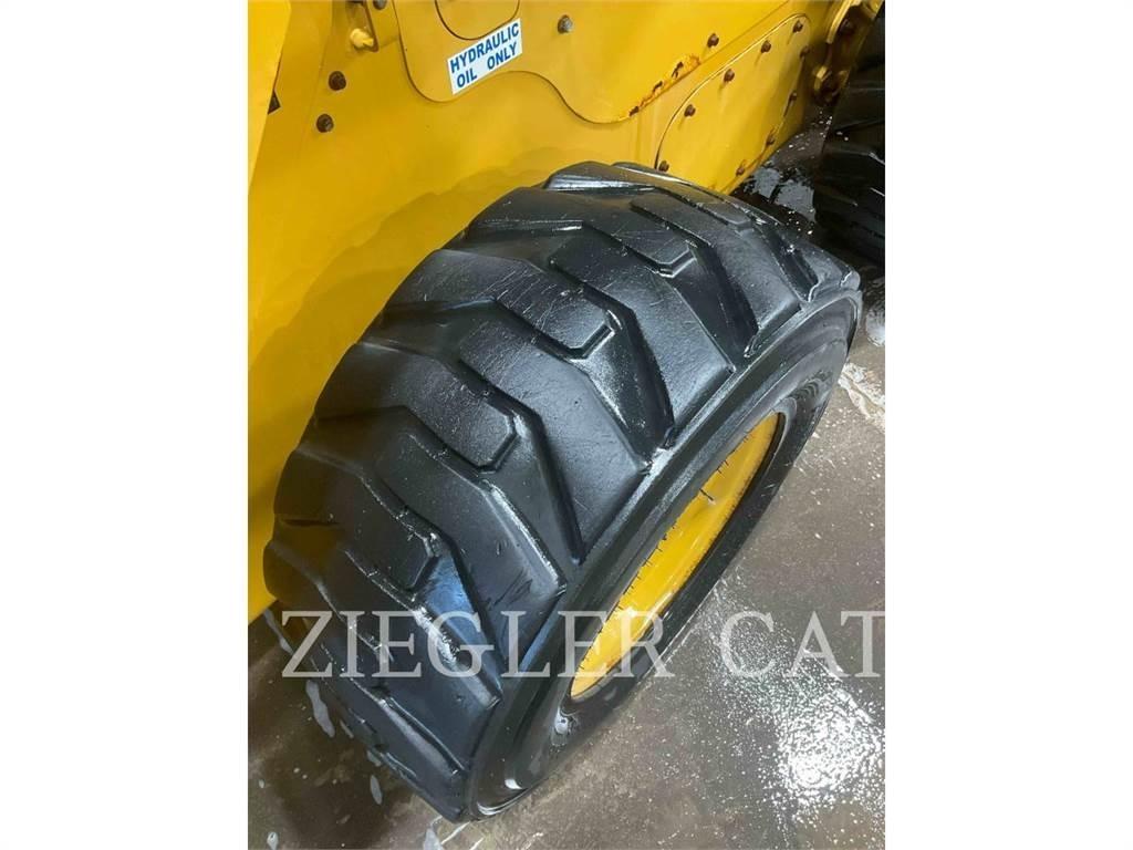 CAT 246D3 Kompaktlastare
