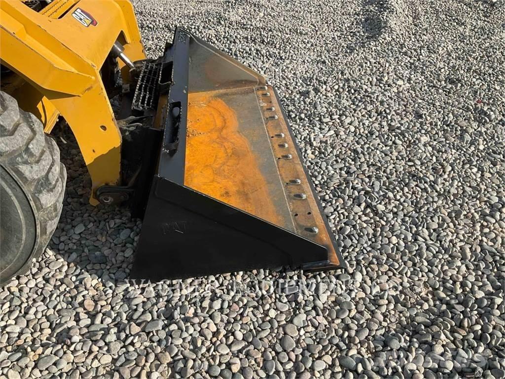 CAT 246D3 Kompaktlastare