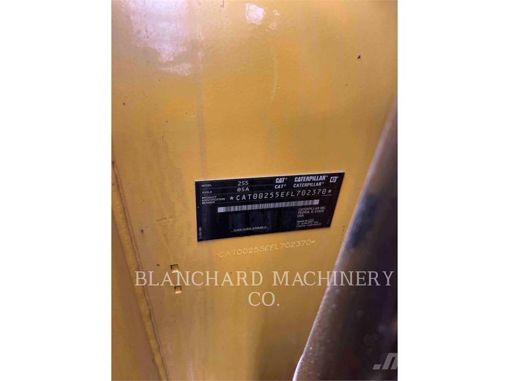 CAT 255 Bandlastare