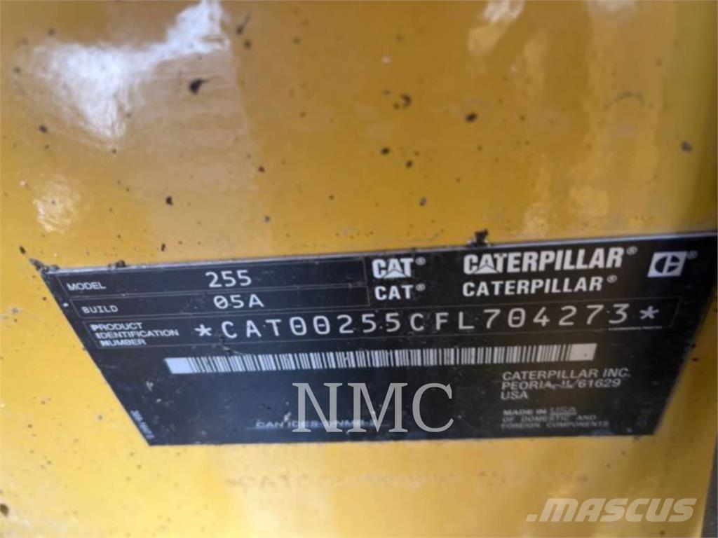 CAT 255-05 Bandlastare