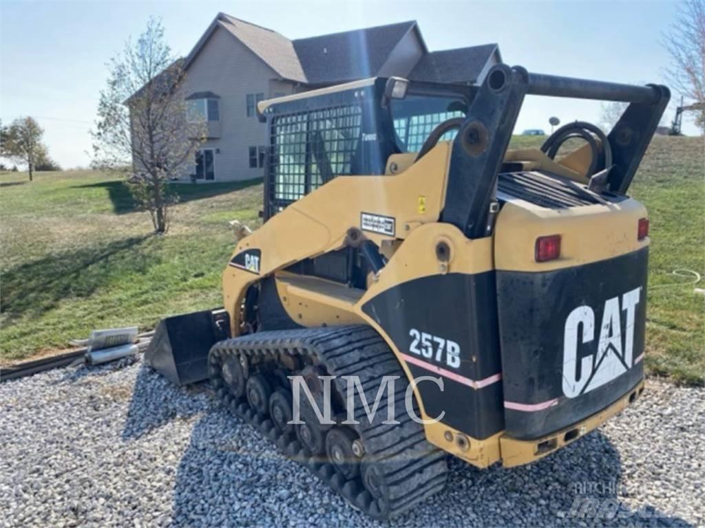 CAT 257B Kompaktlastare