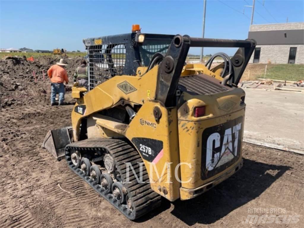 CAT 257B2 Kompaktlastare