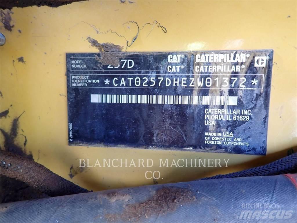CAT 257D Bandlastare