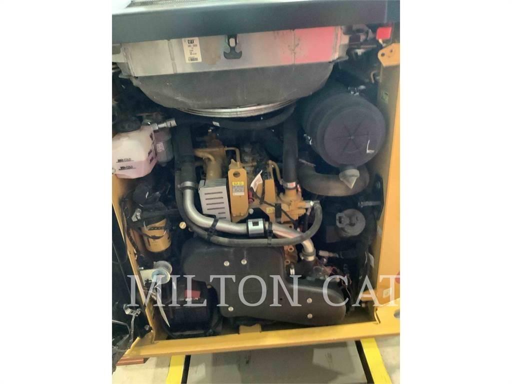 CAT 259D3 Bandlastare