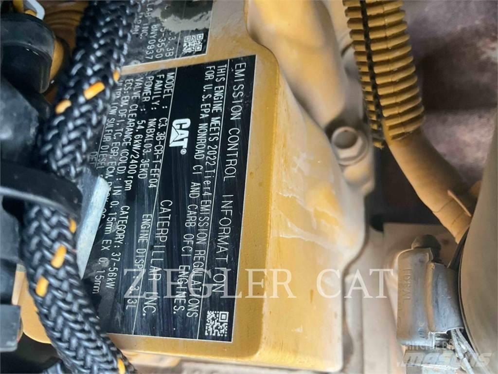 CAT 259D3 Bandlastare