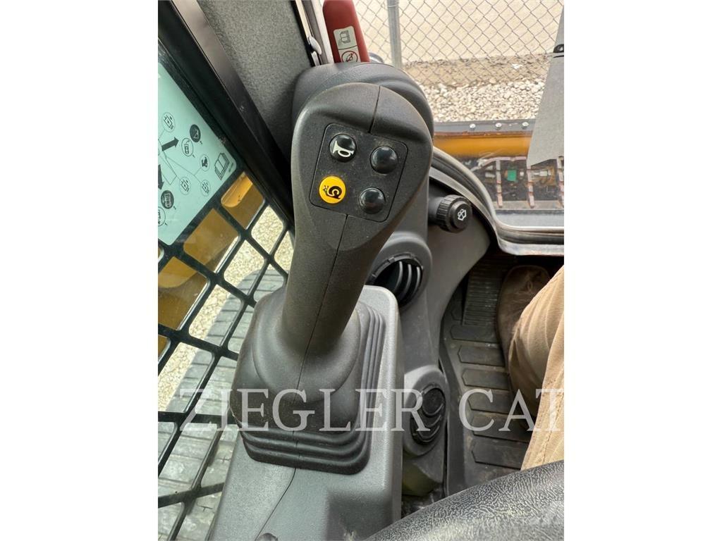 CAT 259D3 Bandlastare